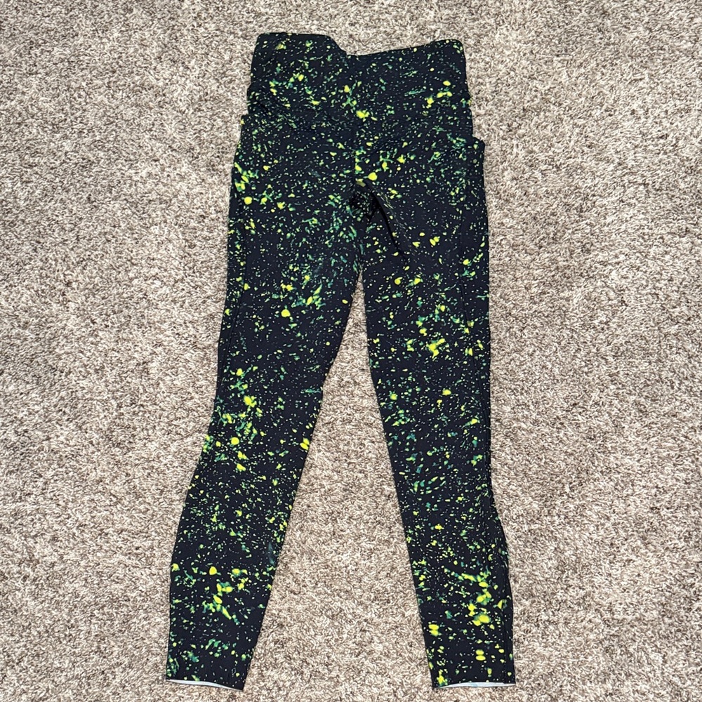 lululemon fast and free